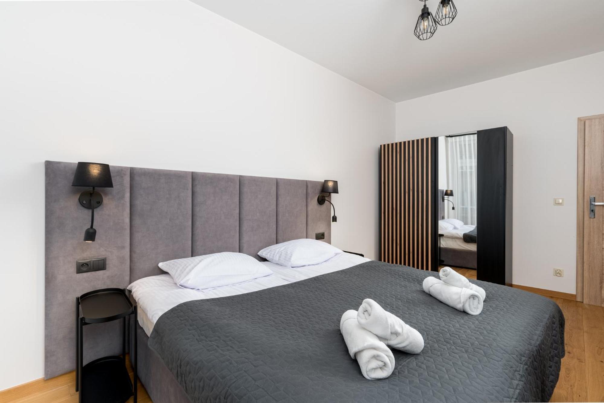Revesen Premium Apartments Cracovia Exterior foto