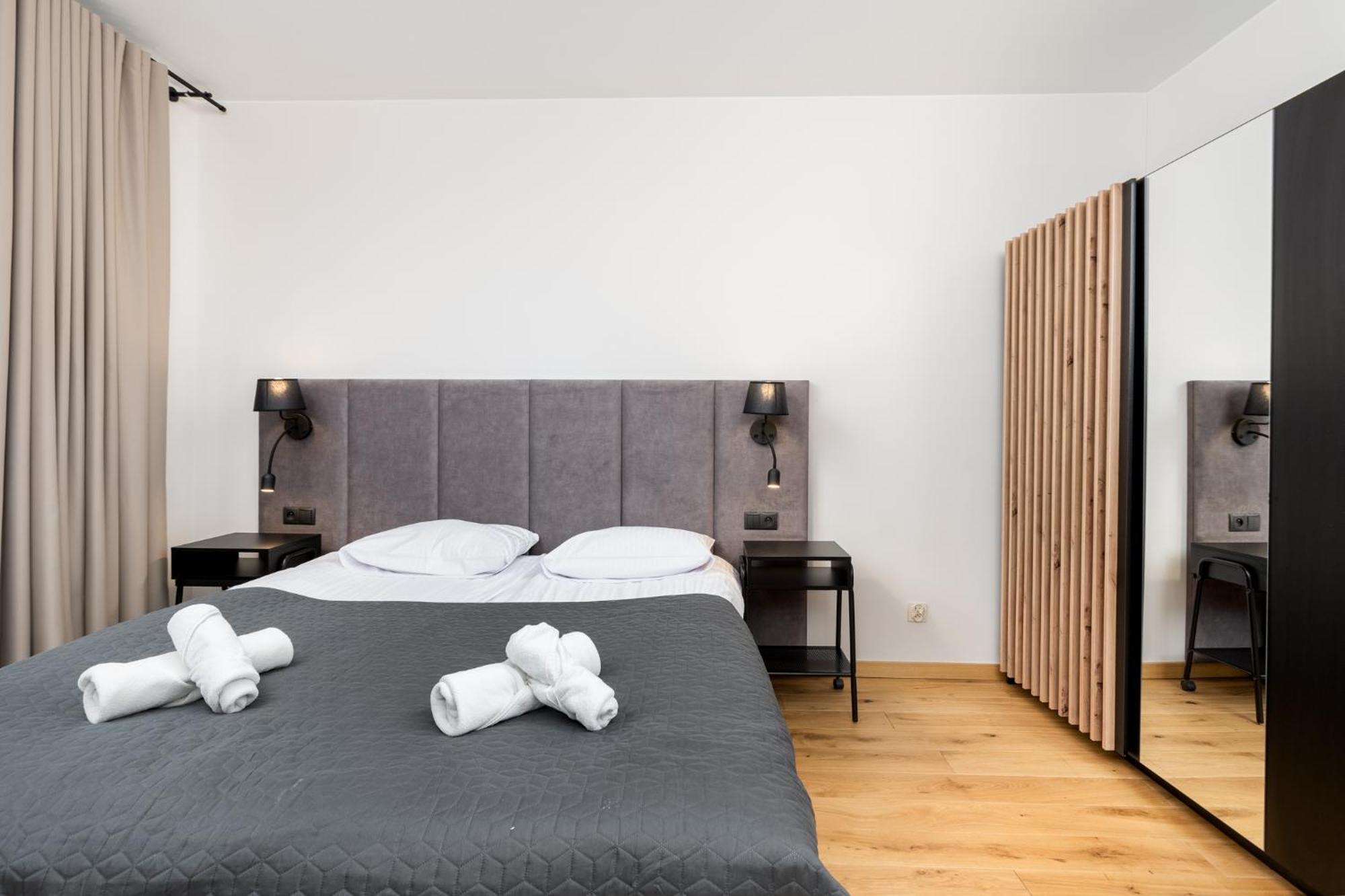 Revesen Premium Apartments Cracovia Exterior foto
