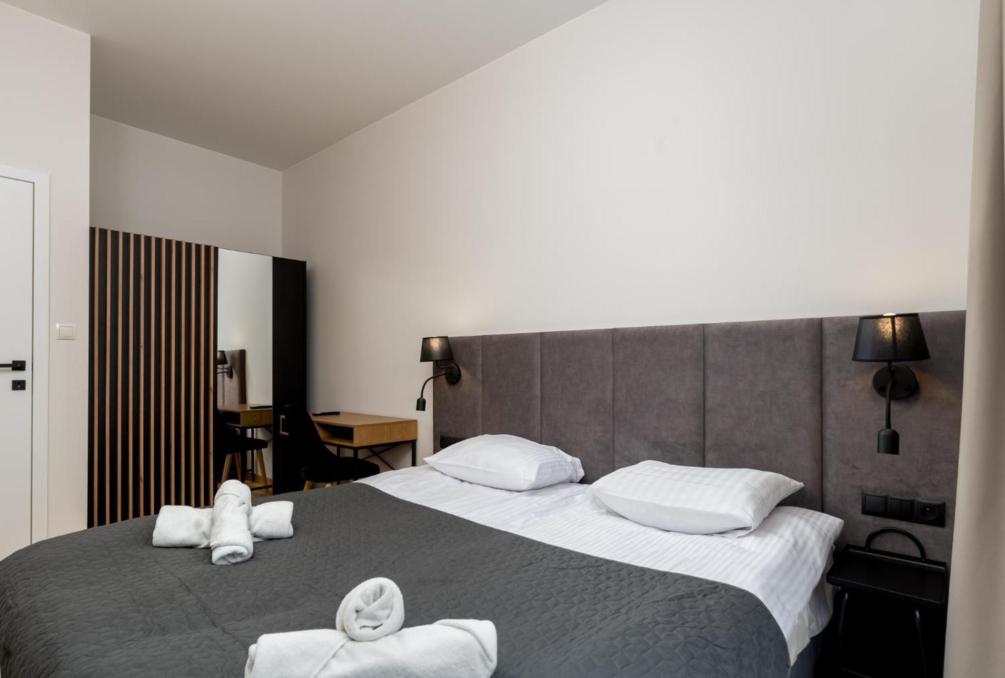 Revesen Premium Apartments Cracovia Exterior foto