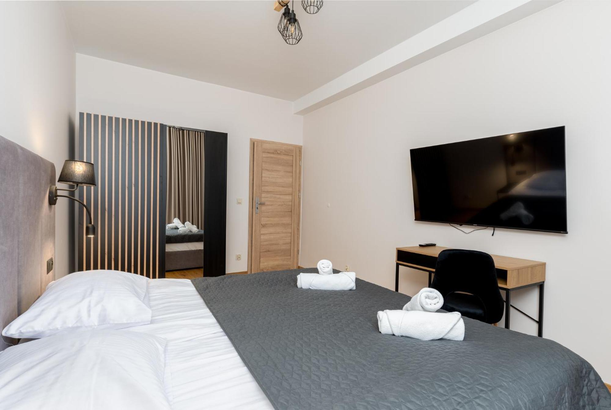Revesen Premium Apartments Cracovia Exterior foto